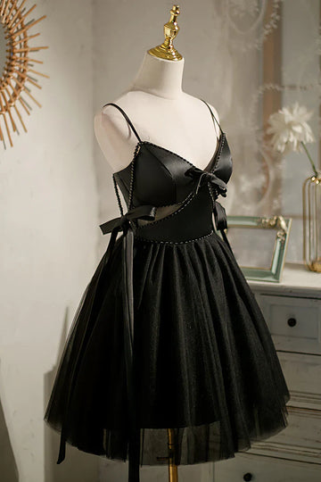 Sexy Spaghetti Straps Beading Satin Bow Short Homecoming Dresses HZ1023